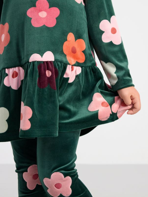 îmbrăcăminte VHZ2F3409 tunică din velur cu imprimeu copii verde praf închis Lindex