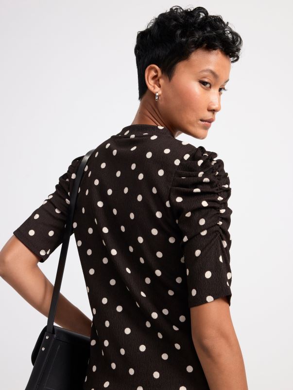 îmbrăcăminte VHZ2F314 top texturat cu maneci bufante femei maro inchis Lindex